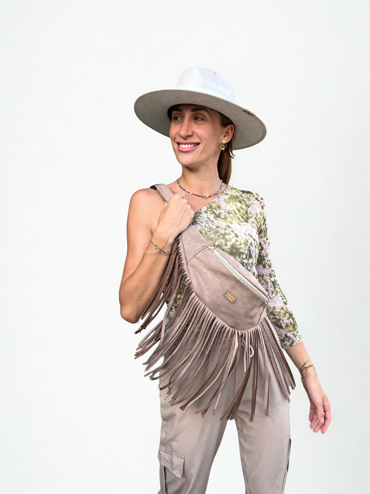 Cangurera Agustina con flecos