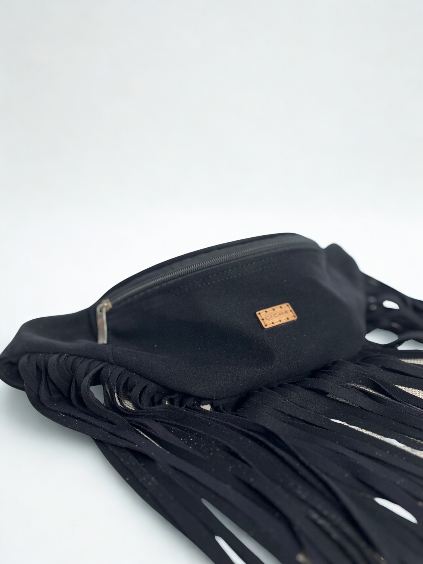 Cangurera Agustina con flecos